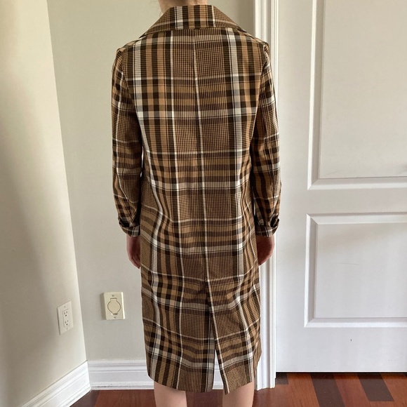 Zara Coat - size xs (fits oversized) - belt not included - Picture 2 of 6